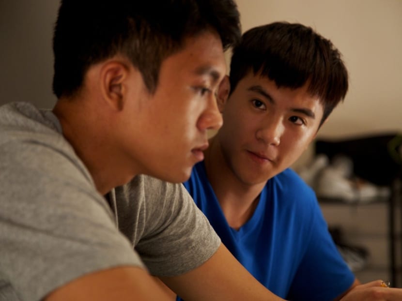 Ian Fang (right) and Lim Shengyu play brothers in Meeting The Giant.