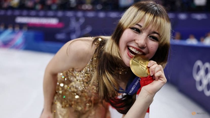 Figure skating-Dazzling Liu strikes gold to end US women's Olympic medal drought