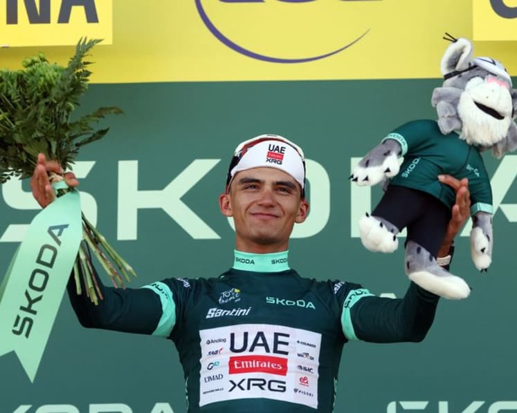 Del Toro wins Tour de France stage two as Pogacar closes in on Vingegaard
