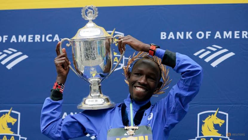Kenya's Korir shatters Boston Marathon course record