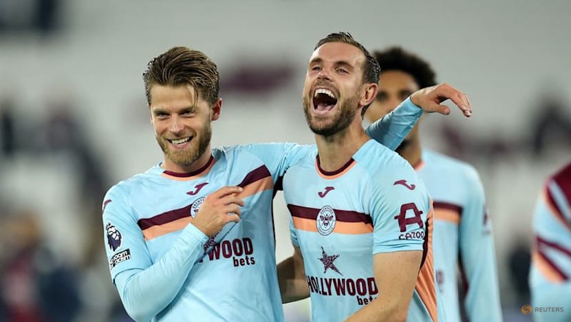 Brentford cruise to victory at hapless West Ham