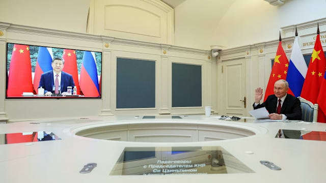 习近平与普京视像会晤 强调中俄深化合作共享机遇