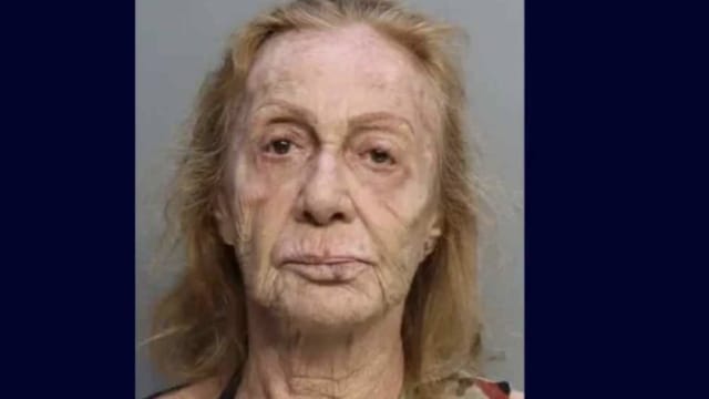 收到60年前初恋女友明信片 老翁险被醋妻打死
