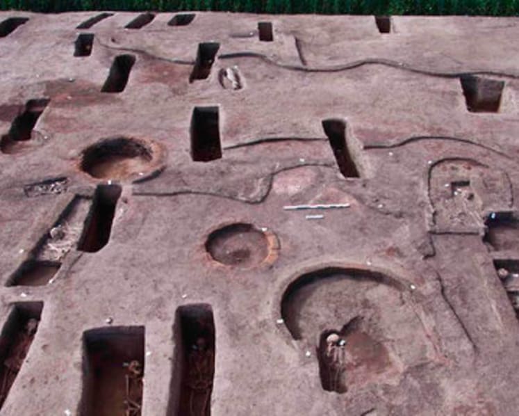 Egypt archaeologists unearth 110 ancient tombs in Nile Delta