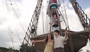 Singapore Hour - Bold Bites & Sweet Heights