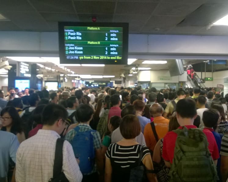 SMRT says sorry for ‘unacceptable’ disruptions