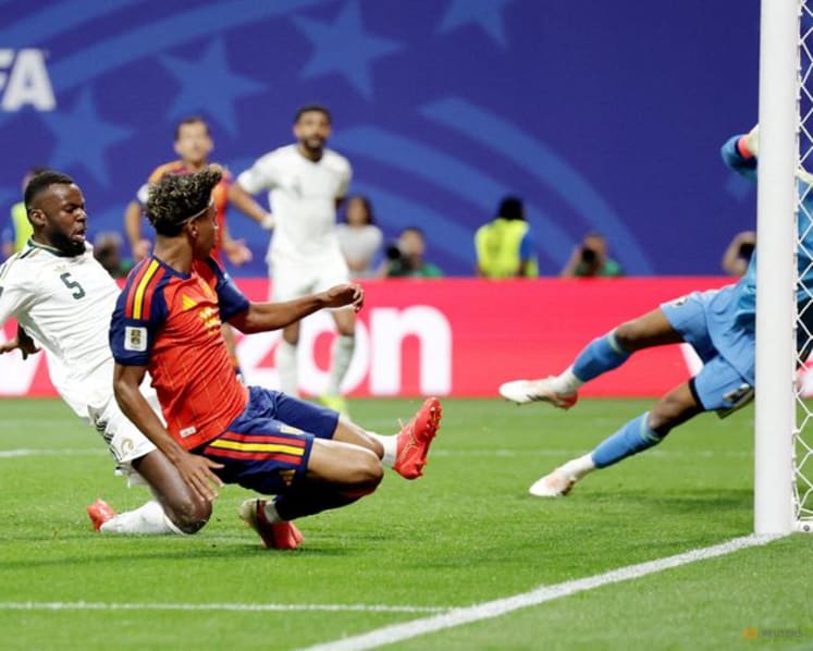 Yamal starts for Spain and sparkles but then saved for another day