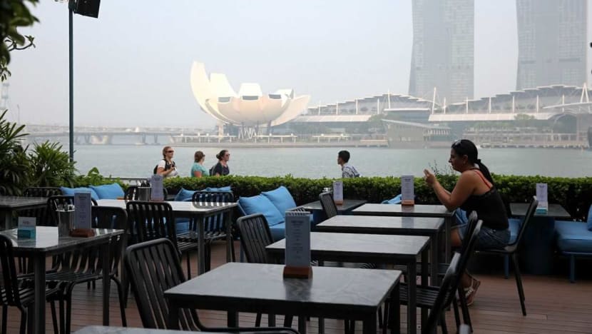 Al fresco restaurants in CBD area badly hit by haze as people avoid outdoors