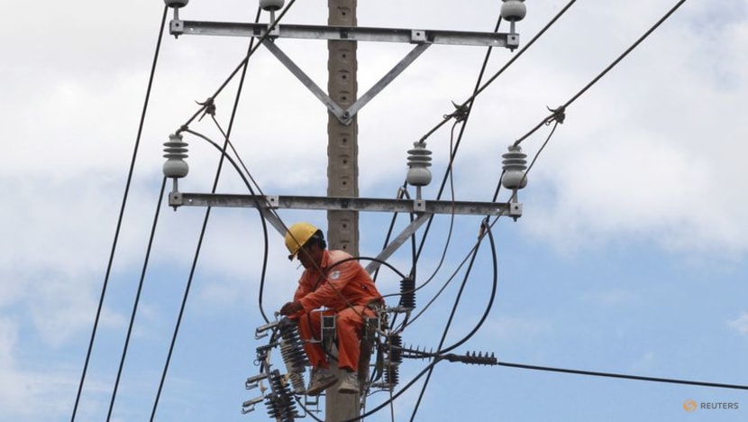 Vietnam considers rule change allowing loss-making EVN to raise power prices Vietnam considers rule change allowing loss-making EVN to raise power prices
