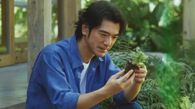 这是现在的金城武，51岁依然帅爆！