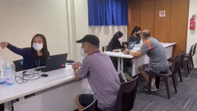 新一批流动接种中心启用 方便年长者接种疫苗或追加剂