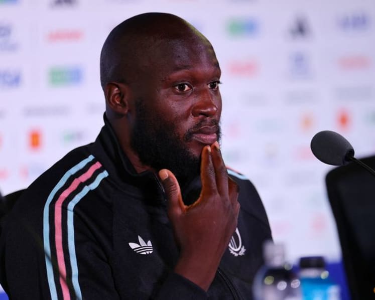 Fenerbahce sign striker Lukaku from Napoli