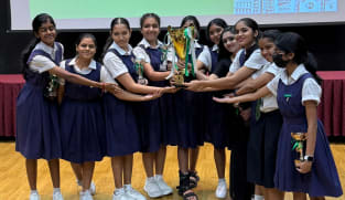 ‘தேவைக்கு ஆங்கிலம், அடையாளத்திற்குத் தமிழ்’ - RI நடத்திய தமிழ் இலக்கியப் போட்டி