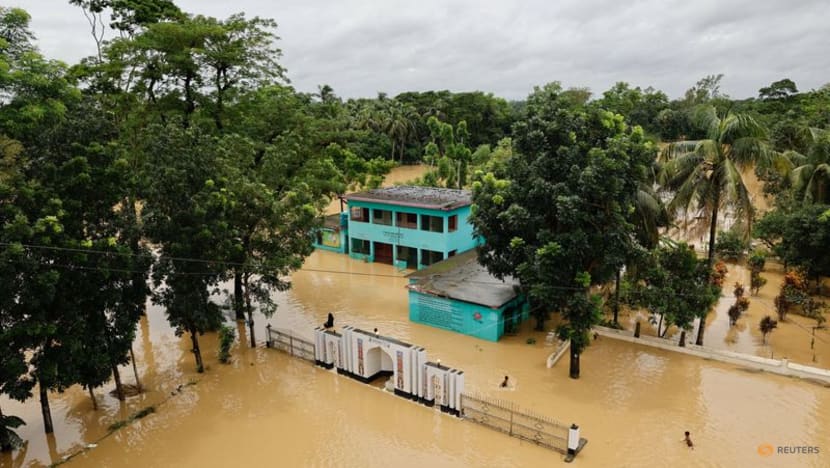 Floods in Bangladesh leave five dead, thousands stranded Floods in Bangladesh leave five dead, thousands stranded