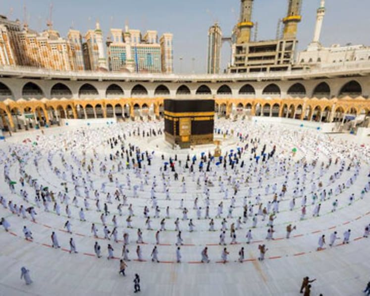 Saudi Arabia bars foreign travellers from Haj over COVID-19