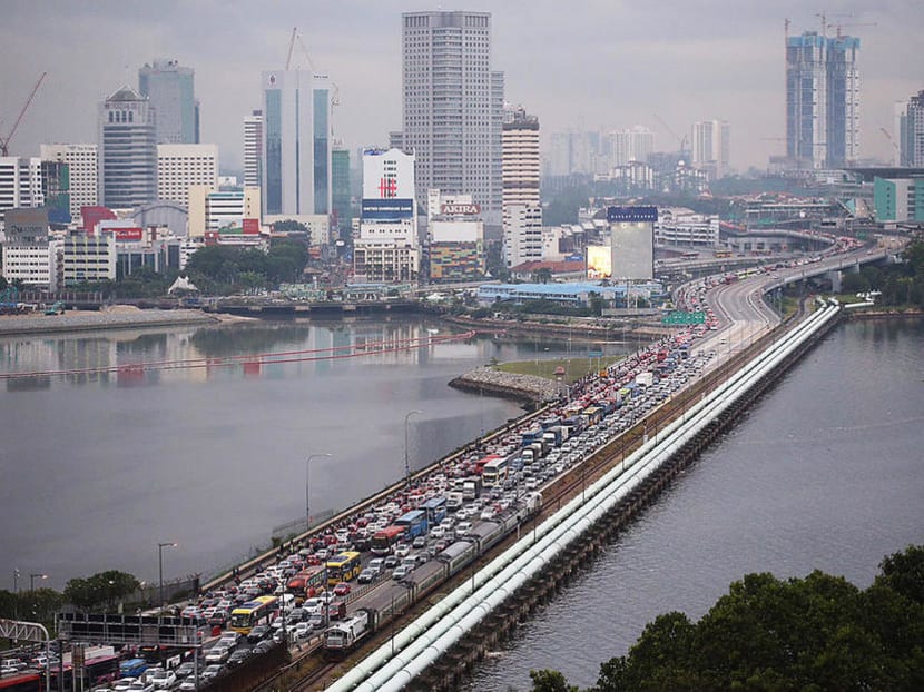 In his speech in Parliament during the tabling of the country’s 2020 Budget on Friday (Oct 11), Mr Lim Guan Eng said that the congestion problem at the Johor Causeway — where over 300,000 Malaysians commute daily to Singapore — is a “pressing issue the government seeks to address”.