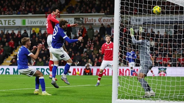 英联杯：布伦特福德以5比0轻取格林斯比镇