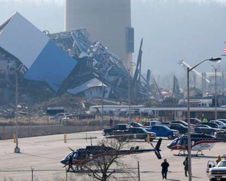 3 workers injured, 2 missing in collapse of Ohio power plant