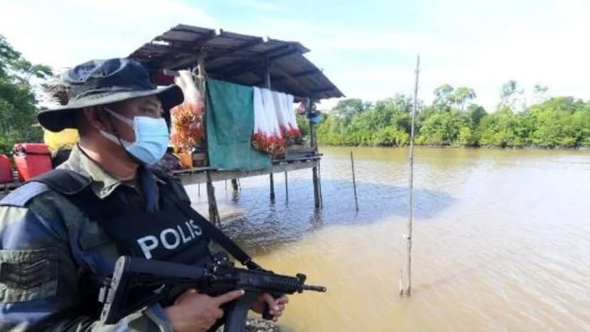 19 individu diberkas cuba keluar M'sia ikut jalan haram