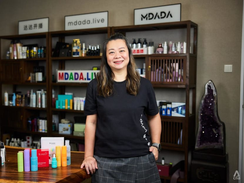 She sold S$70,000 worth of products online in a week: Meet the deaf livestreamer breaking glass ceilings She sold S$70,000 worth of products online in a week: Meet the deaf livestreamer breaking glass ceilings