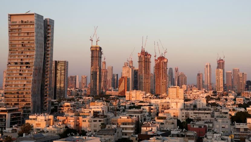 Israel's tech sector says more staff seek relocation abroad-report 