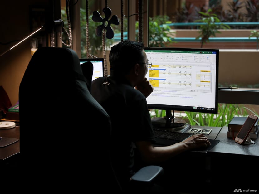 Commentary: We need some give-and-take when it comes to after-hours work communications Commentary: We need some give-and-take when it comes to after-hours work communications