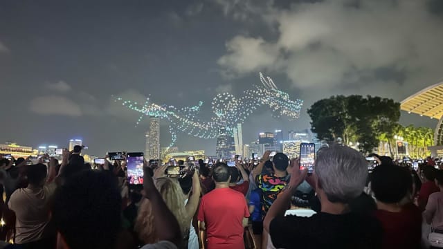 “一跃龙门耀丰年”第二场秀 金沙加强保安 人流未生乱