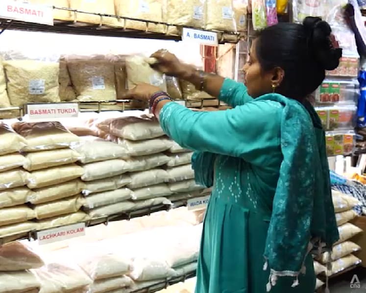 India rice exports hit by Middle East conflict as shipments stall and prices fall