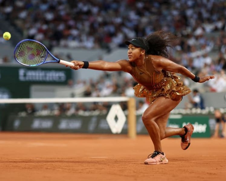 Sabalenka downs Osaka to reach French Open quarter-finals