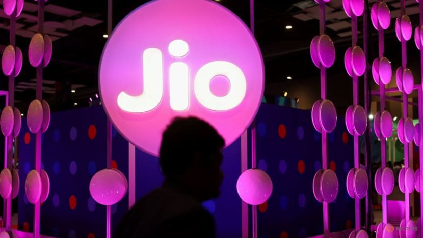 Billionaire Ambani plans to take Reliance Jio public by mid-2026 Billionaire Ambani plans to take Reliance Jio public by mid-2026