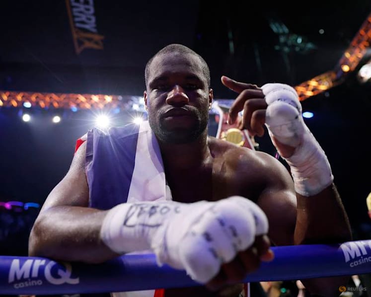 Dubois stops Wardley in 11th round to take WBO heavyweight title