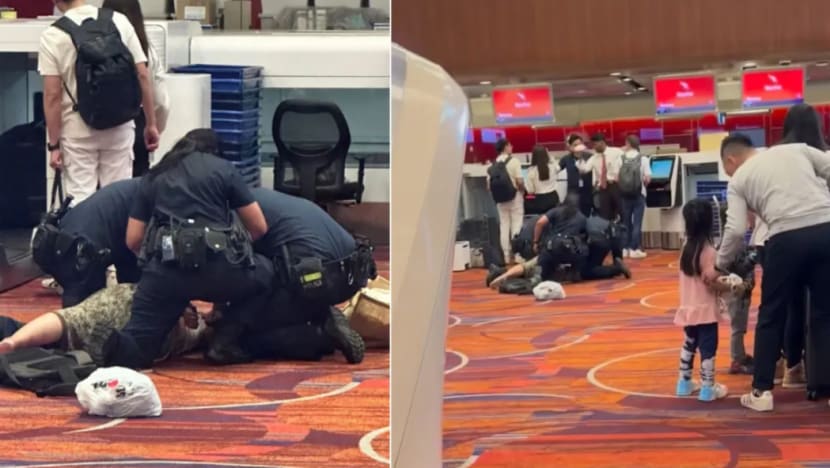 Wanita ditahan di Lapangan Terbang Changi kerana lempar kata-kata kesat Wanita ditahan di Lapangan Terbang Changi kerana lempar kata-kata kesat