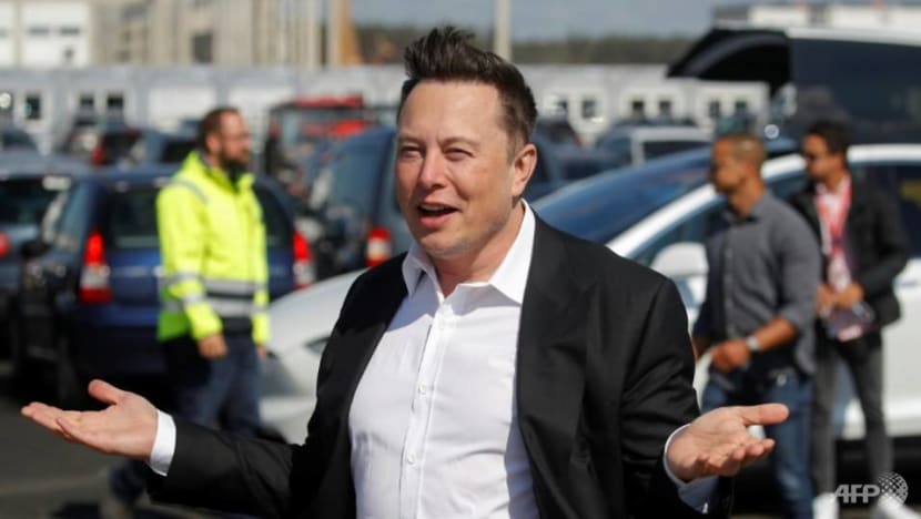 Commentary: Maybe Elon Musk should stop tweeting about Tesla Commentary: Maybe Elon Musk should stop tweeting about Tesla