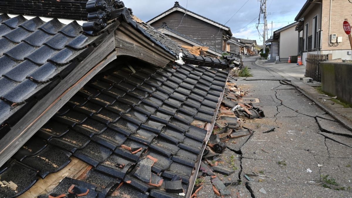 うりゃおい！JAPAN DESTRUCTION AND REGENERATION Japan's Tohoku Electric to delay nuclear reactor restart on