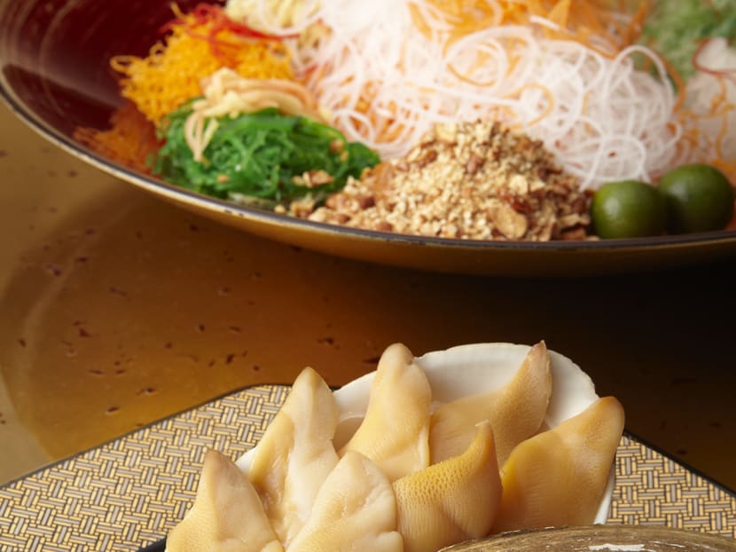 CNY takeaway reunion dinner menus