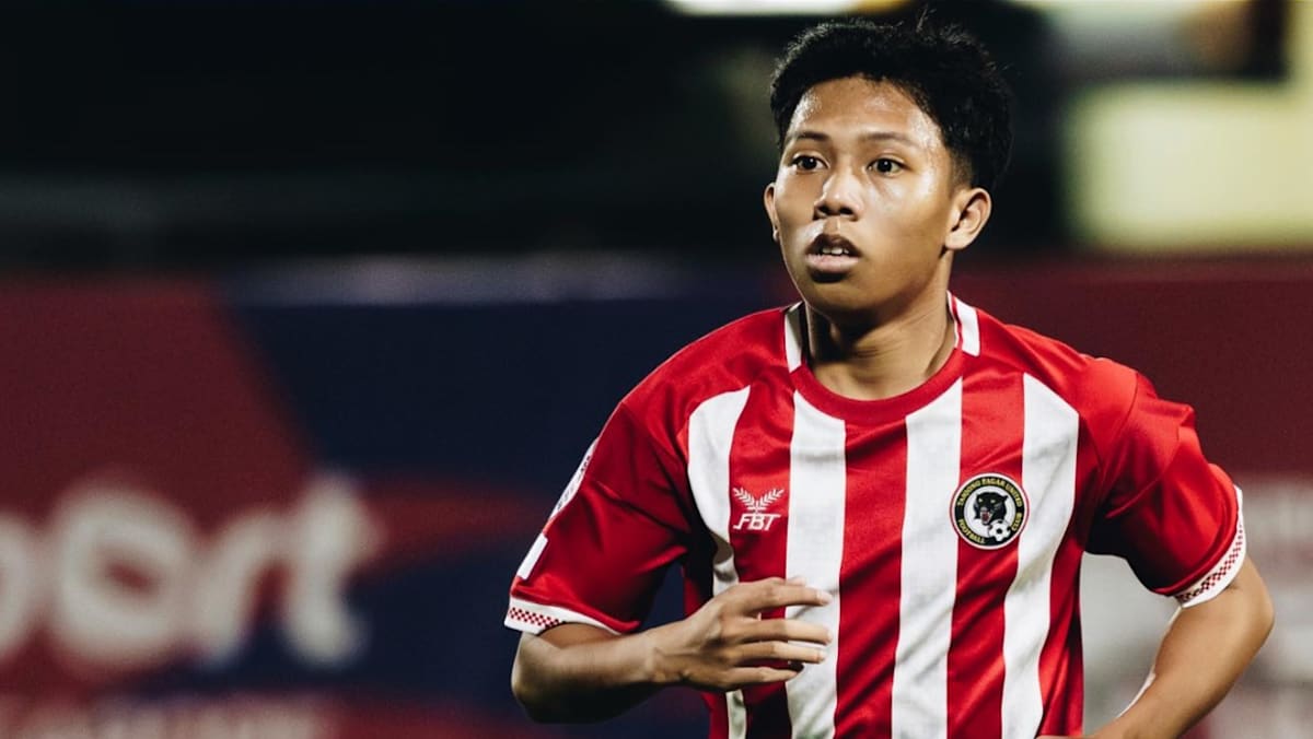 Former Tanjong Pagar United footballer gets probation for punching rivals after match at Jurong East Stadium Former Tanjong Pagar United footballer gets probation for punching rivals after match at Jurong East Stadium