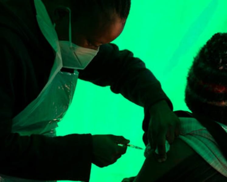 South African firm to make Pfizer/BioNTech COVID-19 vaccine, first in Africa