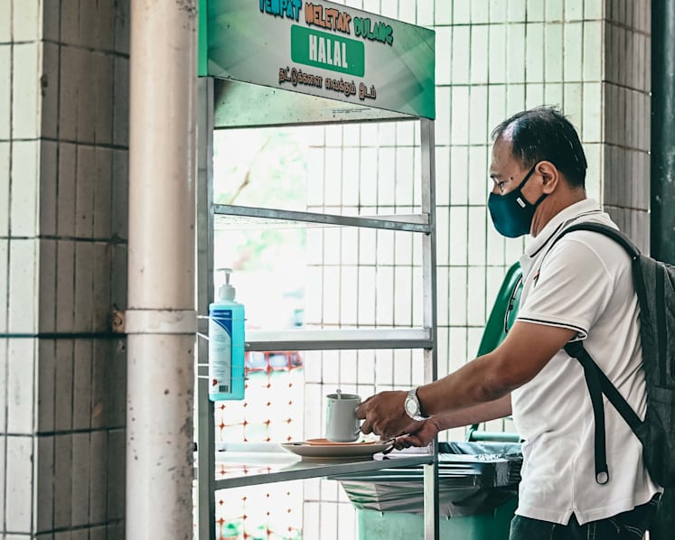 1 written warning, no fines issued since enforcement began for diners who do not clear tables: MSE