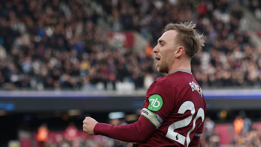 Bowen sets record as strugglers West Ham beat Sunderland 3-1