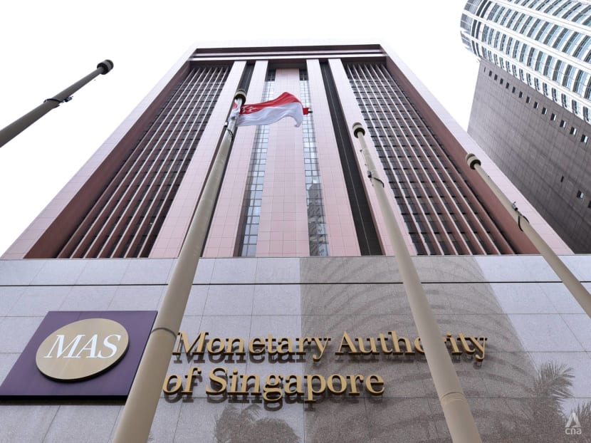 The S$NEER and its slope, width and centre: Questions about Singapore’s monetary policy The S$NEER and its slope, width and centre: Questions about Singapore’s monetary policy