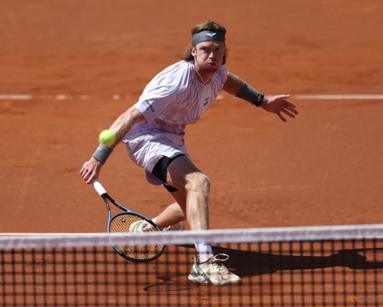 Rublev sets up Barcelona final showdown with Fils