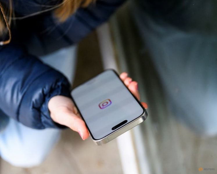 Commentary: How I convinced my teens to wait before using social media