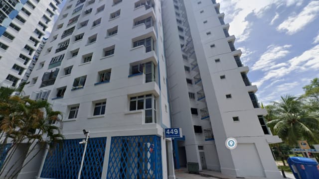 向楼下扔抽屉花瓶等重物 蔡厝港47岁男子被捕