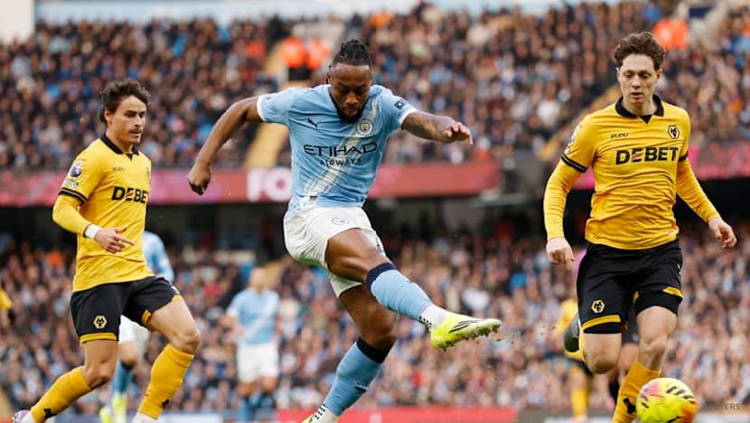 Man City back on track with win over Wolves, Liverpool gloom deepens