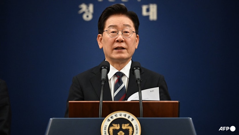 South Korean leader says he told Trump sanctions on North are 'ineffective'