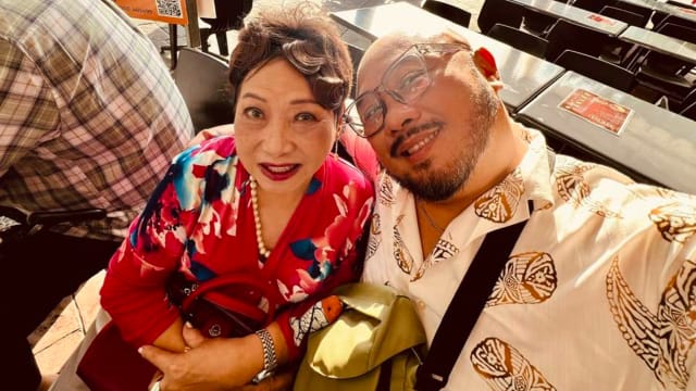 《剃头刀》舞台剧七度重演　吴文德要把母亲故事搬上大银幕