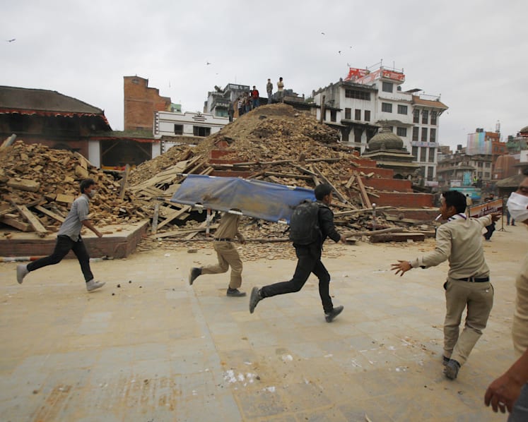 Nepal quake: Singapore to send search-and-rescue team, medical team