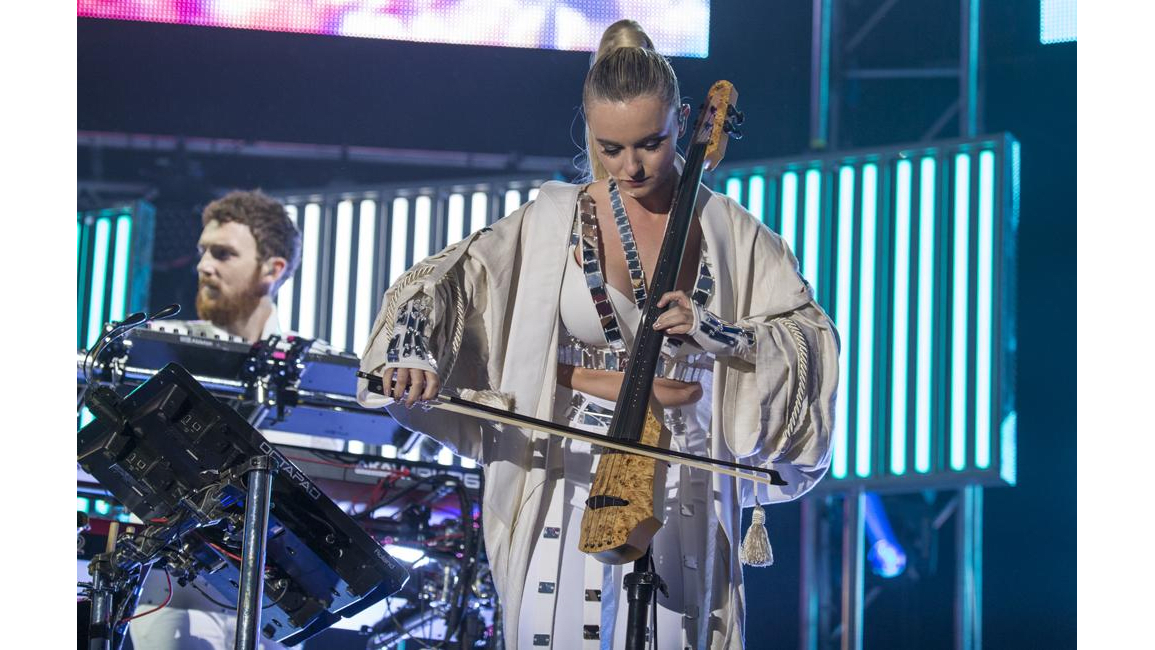 Clean Bandit don't want a regular singer - 8days