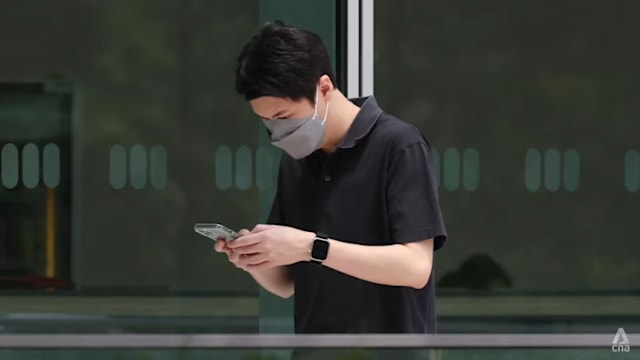 偷拍同事裸上半身视频 前空少被判坐牢