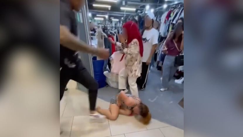 Man seen kicking woman in Lucky Plaza video to be charged